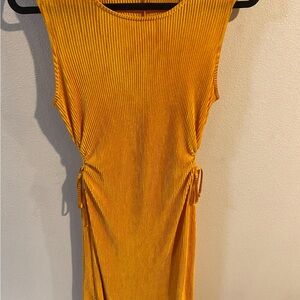 Mimi Chica Mustard‎ Midi Dress Size Large